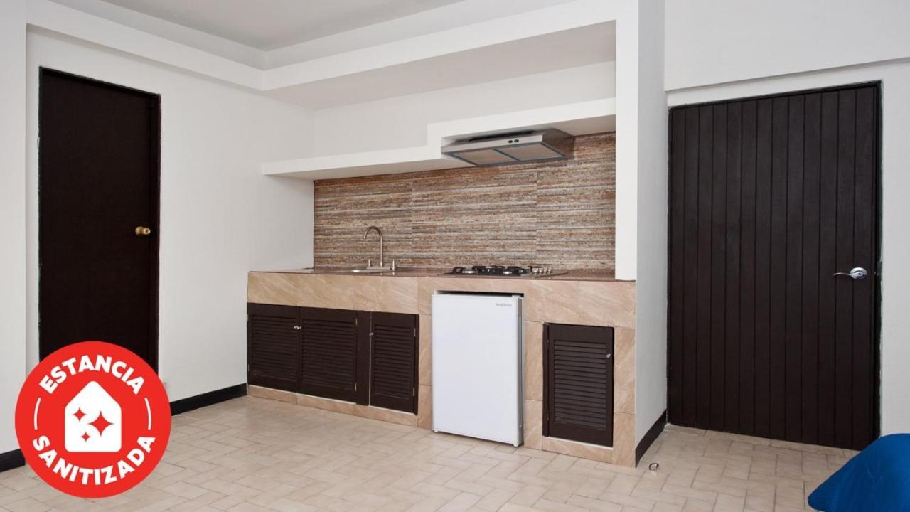 Econosuites 몬테레이 외부 사진